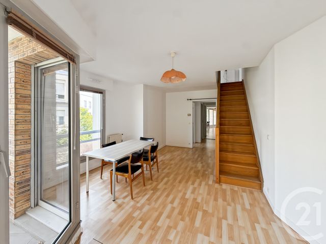 Appartement Duplex &agrave; louer - 3 pi&egrave;ces - 65 m2 - Le Kremlin Bicetre - 94 - ILE-DE-FRANCE