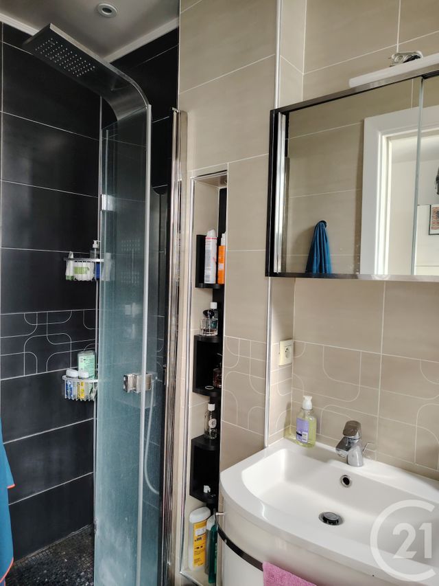 Appartement T2 &agrave; louer - 2 pi&egrave;ces - 41,56 m2 - Le Kremlin Bicetre - 94 - ILE-DE-FRANCE