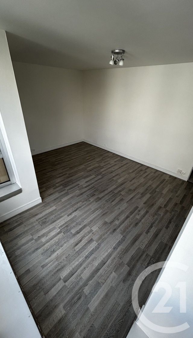 Appartement F1 &agrave; louer - 1 pi&egrave;ce - 31,77 m2 - Le Kremlin Bicetre - 94 - ILE-DE-FRANCE