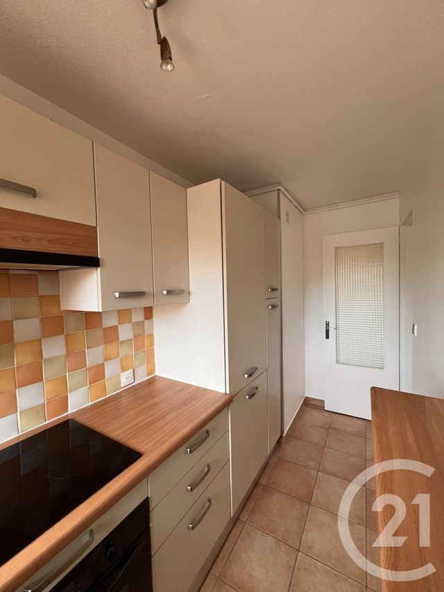 Appartement F2 &agrave; louer - 2 pi&egrave;ces - 44,14 m2 - Ivry Sur Seine - 94 - ILE-DE-FRANCE