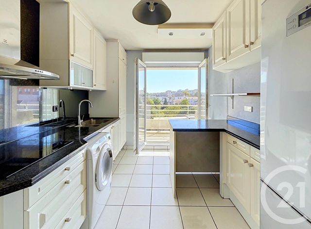 Appartement F5 &agrave; vendre - 4 pi&egrave;ces - 98 m2 - Le Kremlin Bicetre - 94 - ILE-DE-FRANCE