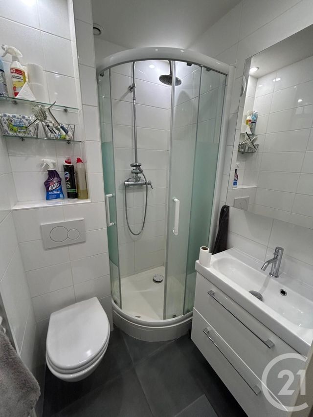 Appartement F2 &agrave; louer - 2 pi&egrave;ces - 32,63 m2 - Le Kremlin Bicetre - 94 - ILE-DE-FRANCE