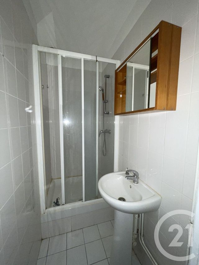 Appartement F2 &agrave; louer - 2 pi&egrave;ces - 33,20 m2 - Villejuif - 94 - ILE-DE-FRANCE