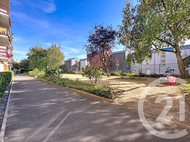 Appartement F5 à vendre - 5 pièces - 91,64 m2 - Villejuif - 94 - ILE-DE-FRANCE