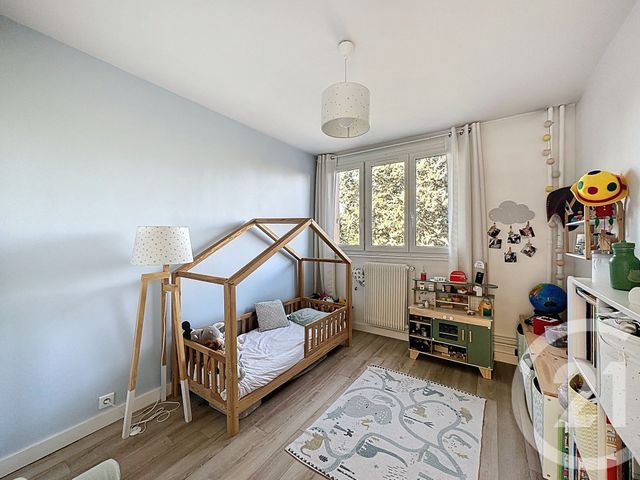 Appartement F5 à vendre - 5 pièces - 91,64 m2 - Villejuif - 94 - ILE-DE-FRANCE