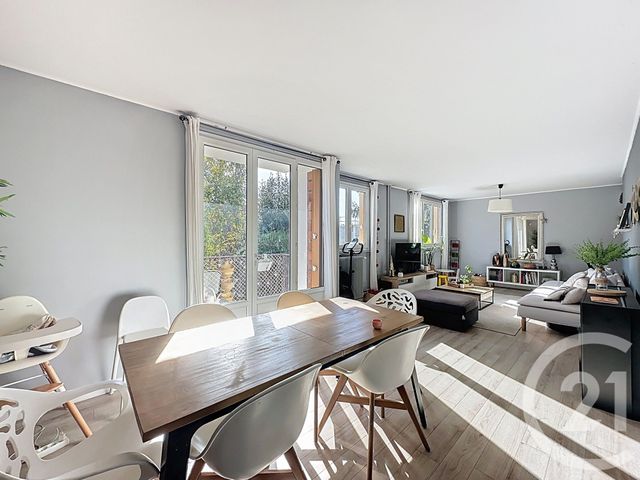 Appartement F5 à vendre - 5 pièces - 91,64 m2 - Villejuif - 94 - ILE-DE-FRANCE