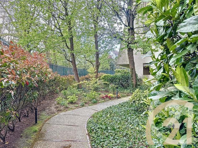 Afficher la photo en grand Appartement F5 à vendre - 5 pièces - 96,74 m2 - Villejuif - 94 - ILE-DE-FRANCE