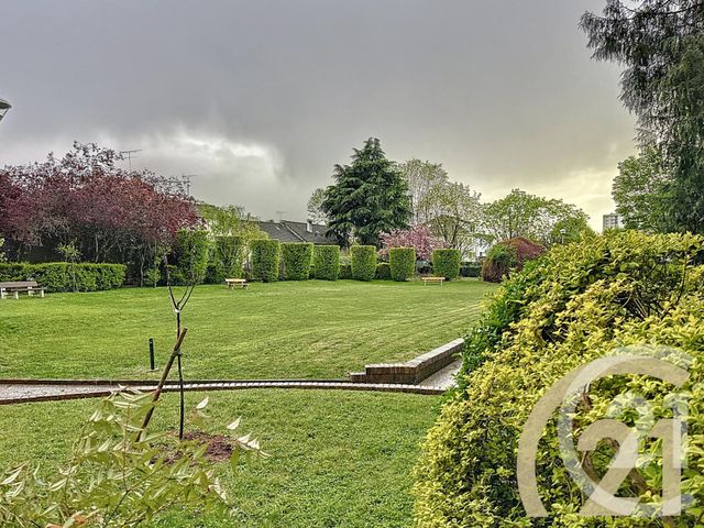 Afficher la photo en grand Appartement F5 à vendre - 5 pièces - 96,74 m2 - Villejuif - 94 - ILE-DE-FRANCE