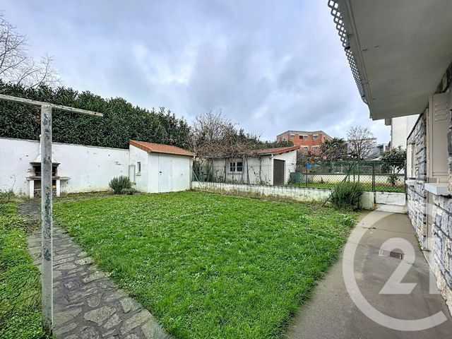 Maison à vendre - 6 pièces - 153,40 m2 - Villejuif - 94 - ILE-DE-FRANCE