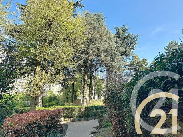 Afficher la photo en grand Appartement F4 à vendre - 4 pièces - 78,71 m2 - Villejuif - 94 - ILE-DE-FRANCE