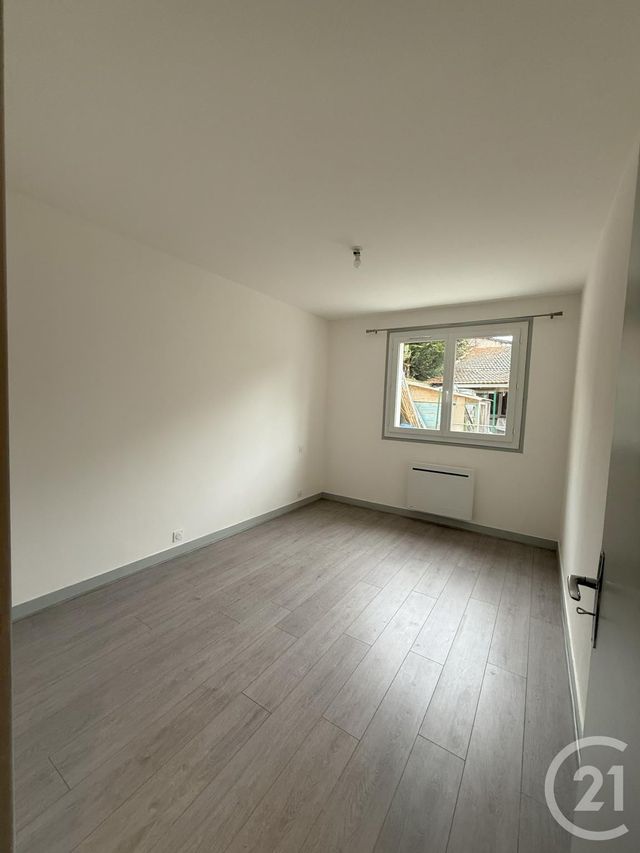 Afficher la photo en grand Maison à louer - 4 pièces - 85,76 m2 - Vitry Sur Seine - 94 - ILE-DE-FRANCE