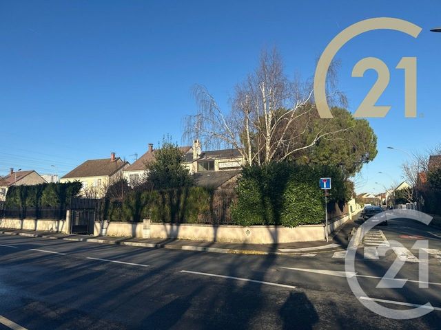 Afficher la photo en grand Maison à vendre - 7 pièces - 155 m2 - Chevilly Larue - 94 - ILE-DE-FRANCE