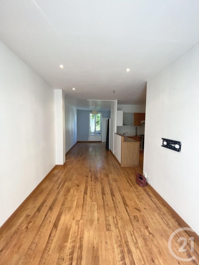 Appartement F1 à louer - 1 pièce - 35,76 m2 - Villejuif - 94 - ILE-DE-FRANCE