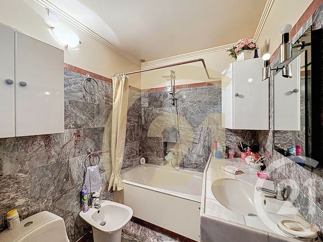 Maison à vendre - 14 pièces - 274,17 m2 - Villejuif - 94 - ILE-DE-FRANCE