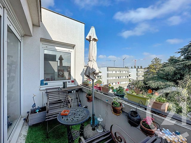Appartement Duplex à vendre - 4 pièces - 73,63 m2 - Villejuif - 94 - ILE-DE-FRANCE