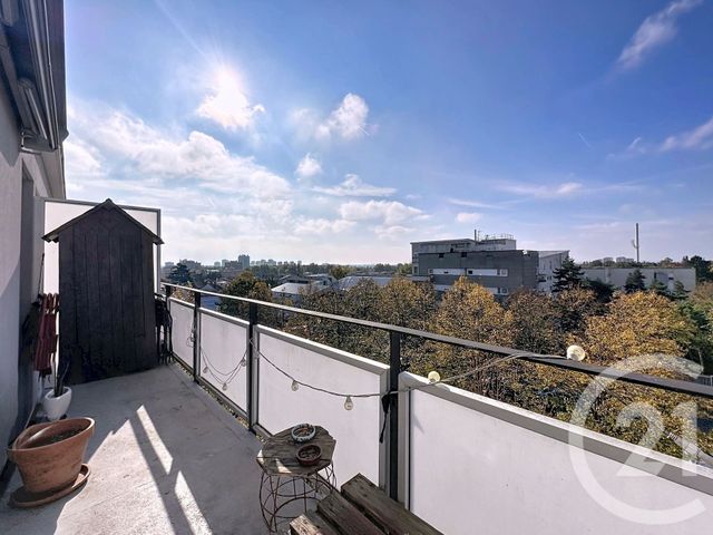 Appartement Duplex à vendre - 4 pièces - 73,63 m2 - Villejuif - 94 - ILE-DE-FRANCE
