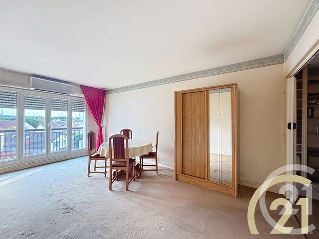 Appartement T3 à vendre - 3 pièces - 72,04 m2 - Villejuif - 94 - ILE-DE-FRANCE