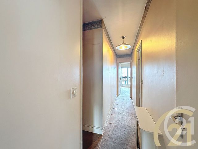 Appartement T3 à vendre - 3 pièces - 72,04 m2 - Villejuif - 94 - ILE-DE-FRANCE