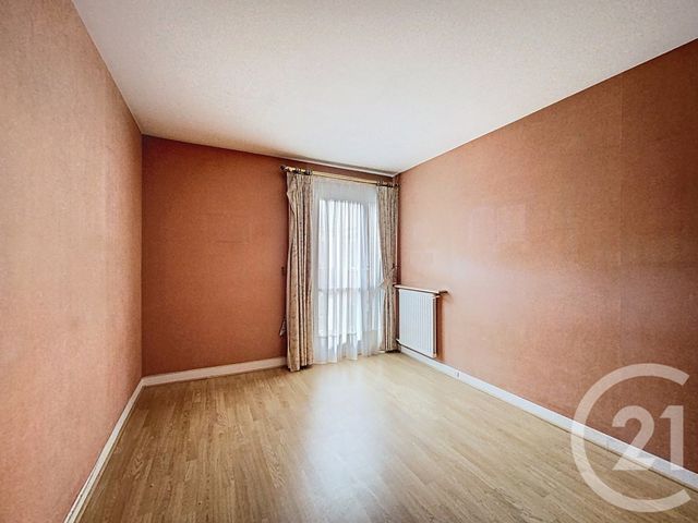 Appartement F5 à vendre - 5 pièces - 90,61 m2 - Villejuif - 94 - ILE-DE-FRANCE