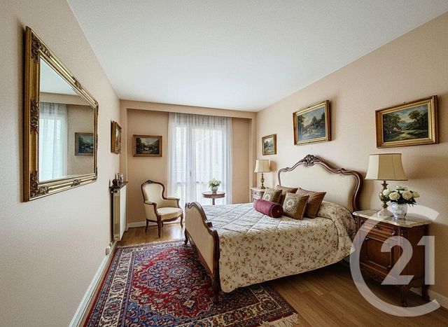 Appartement F5 &agrave; vendre - 5 pi&egrave;ces - 90,61 m2 - Villejuif - 94 - ILE-DE-FRANCE