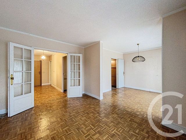 Appartement F5 à vendre - 5 pièces - 90,61 m2 - Villejuif - 94 - ILE-DE-FRANCE