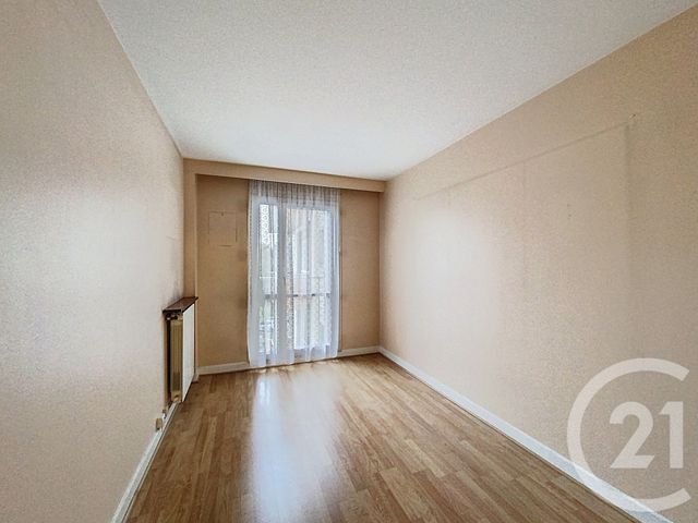 Appartement F5 à vendre - 5 pièces - 90,61 m2 - Villejuif - 94 - ILE-DE-FRANCE