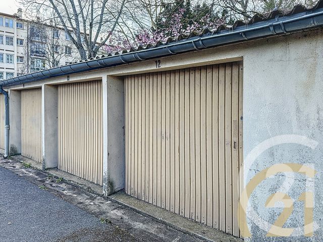 Appartement F5 à vendre - 5 pièces - 79 m2 - Villejuif - 94 - ILE-DE-FRANCE