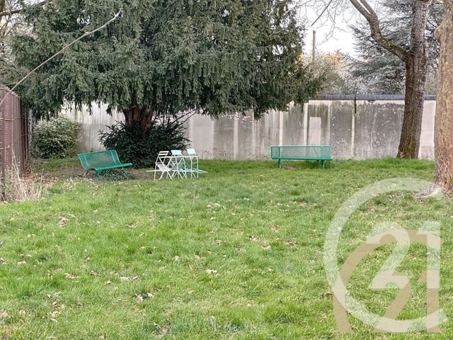 Appartement F5 à vendre - 5 pièces - 79 m2 - Villejuif - 94 - ILE-DE-FRANCE