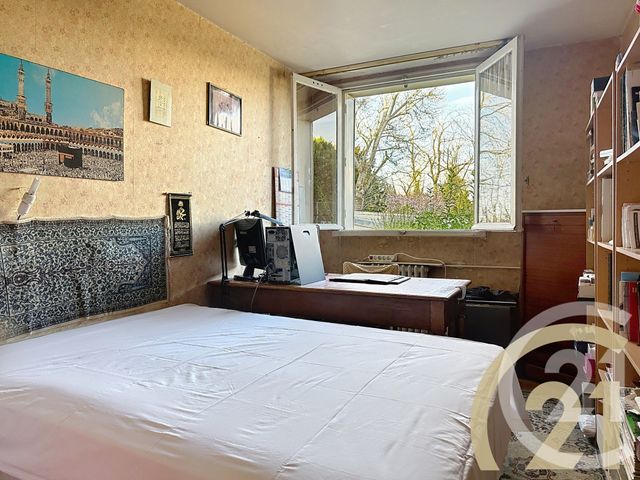 Appartement F5 à vendre - 5 pièces - 79 m2 - Villejuif - 94 - ILE-DE-FRANCE