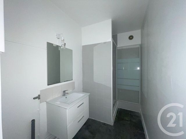 Appartement F3 à louer - 3 pièces - 65,66 m2 - Villejuif - 94 - ILE-DE-FRANCE