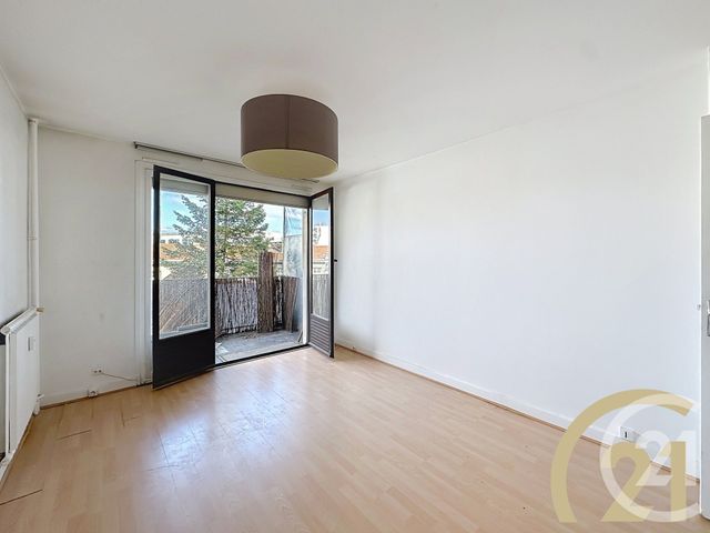 Appartement Studio à vendre - 1 pièce - 24,74 m2 - Paris - 75020 - ILE-DE-FRANCE