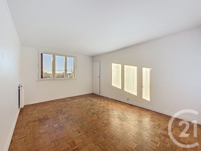 Appartement F3 à vendre - 3 pièces - 54,83 m2 - L Hay Les Roses - 94 - ILE-DE-FRANCE
