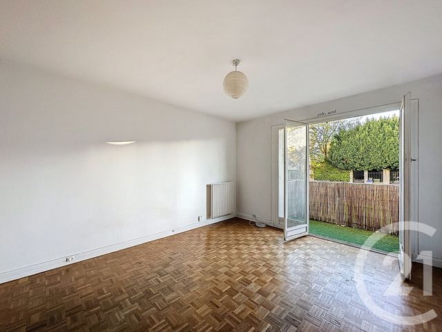 Appartement F2 à vendre - 2 pièces - 47,52 m2 - L Hay Les Roses - 94 - ILE-DE-FRANCE