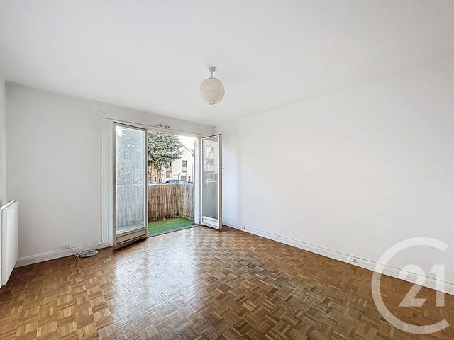 Appartement F2 à vendre - 2 pièces - 47,52 m2 - L Hay Les Roses - 94 - ILE-DE-FRANCE