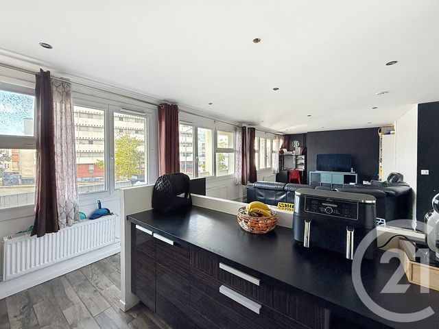 Afficher la photo en grand Appartement T5 à vendre - 5 pièces - 103,03 m2 - Villejuif - 94 - ILE-DE-FRANCE