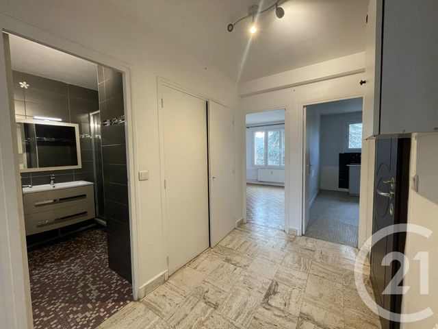 Appartement F3 &agrave; louer - 3 pi&egrave;ces - 58,24 m2 - Villejuif - 94 - ILE-DE-FRANCE