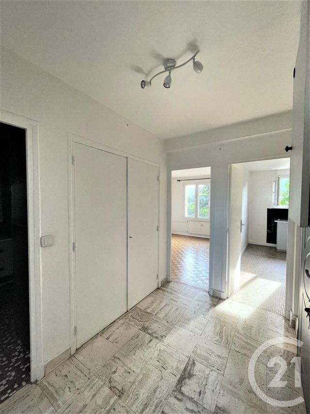Afficher la photo en grand Appartement F3 à louer - 3 pièces - 58,24 m2 - Villejuif - 94 - ILE-DE-FRANCE