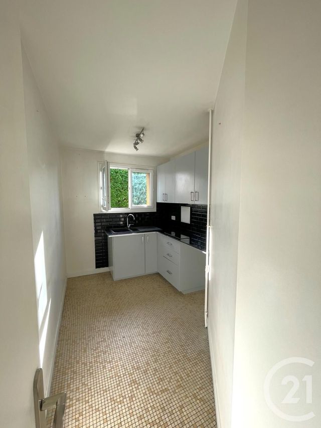 Afficher la photo en grand Appartement F3 à louer - 3 pièces - 58,24 m2 - Villejuif - 94 - ILE-DE-FRANCE