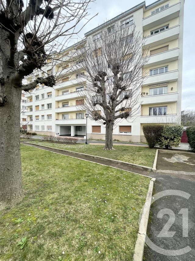 Appartement F2 à louer - 2 pièces - 43,04 m2 - Villejuif - 94 - ILE-DE-FRANCE