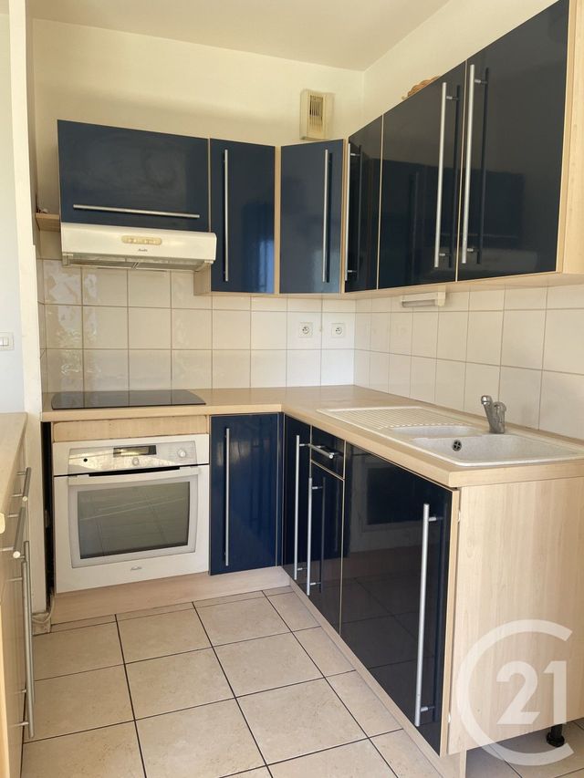 Appartement F2 à louer - 2 pièces - 42,17 m2 - Villejuif - 94 - ILE-DE-FRANCE