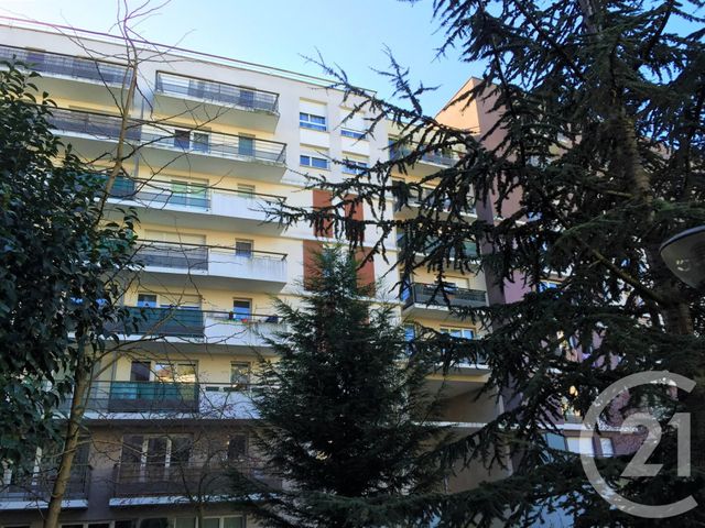 Appartement F2 à louer - 2 pièces - 42,17 m2 - Villejuif - 94 - ILE-DE-FRANCE