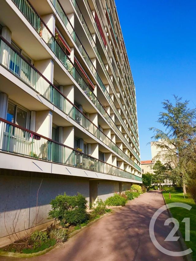 Appartement F4 &agrave; louer - 4 pi&egrave;ces - 86,90 m2 - Villejuif - 94 - ILE-DE-FRANCE