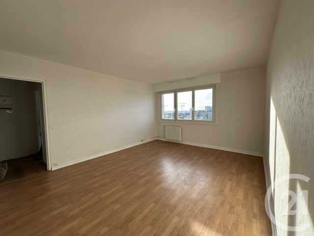 Appartement F4 à louer - 4 pièces - 76,99 m2 - Villejuif - 94 - ILE-DE-FRANCE