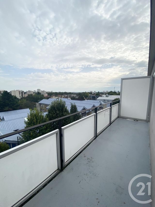 Appartement F4 &agrave; louer - 4 pi&egrave;ces - 75,78 m2 - Villejuif - 94 - ILE-DE-FRANCE