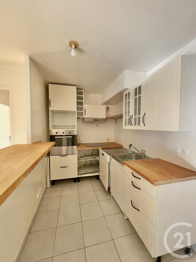 Appartement F3 &agrave; louer - 3 pi&egrave;ces - 59,75 m2 - Villejuif - 94 - ILE-DE-FRANCE