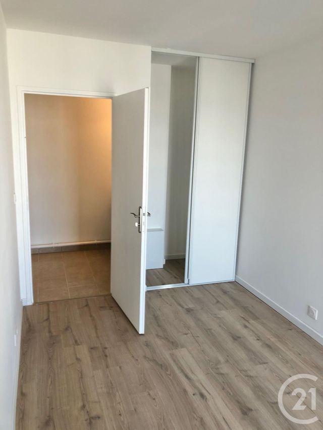 Appartement F3 &agrave; louer - 3 pi&egrave;ces - 65 m2 - Villejuif - 94 - ILE-DE-FRANCE