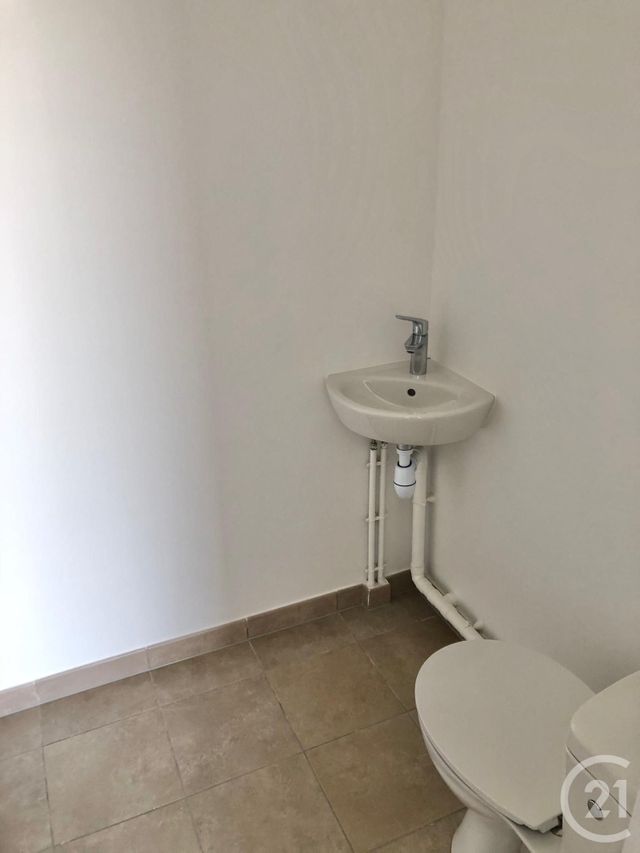 Appartement F3 &agrave; louer - 3 pi&egrave;ces - 65 m2 - Villejuif - 94 - ILE-DE-FRANCE