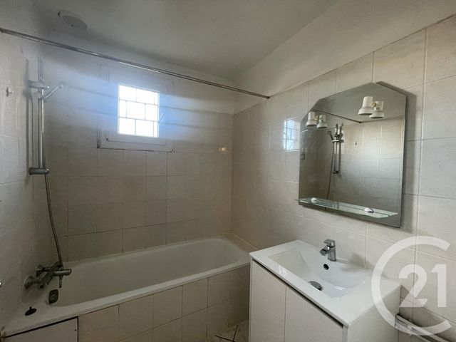 Appartement &agrave; louer - 3 pi&egrave;ces - 70,97 m2 - Vitry Sur Seine - 94 - ILE-DE-FRANCE