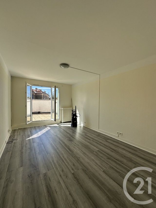 Appartement &agrave; louer - 3 pi&egrave;ces - 70,97 m2 - Vitry Sur Seine - 94 - ILE-DE-FRANCE
