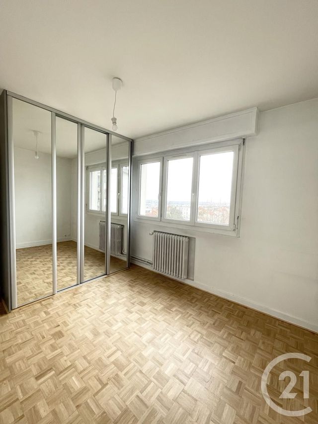Appartement F2 &agrave; louer - 2 pi&egrave;ces - 43,03 m2 - Villejuif - 94 - ILE-DE-FRANCE
